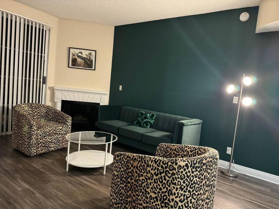Apartamento Travel Haven At Miracle Mile- 110